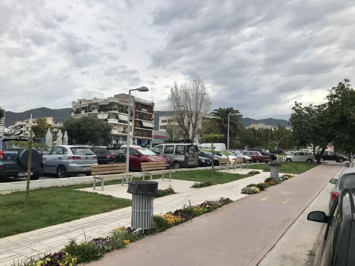 Central Kalamata Cozy Apartment ภายนอก รูปภาพ