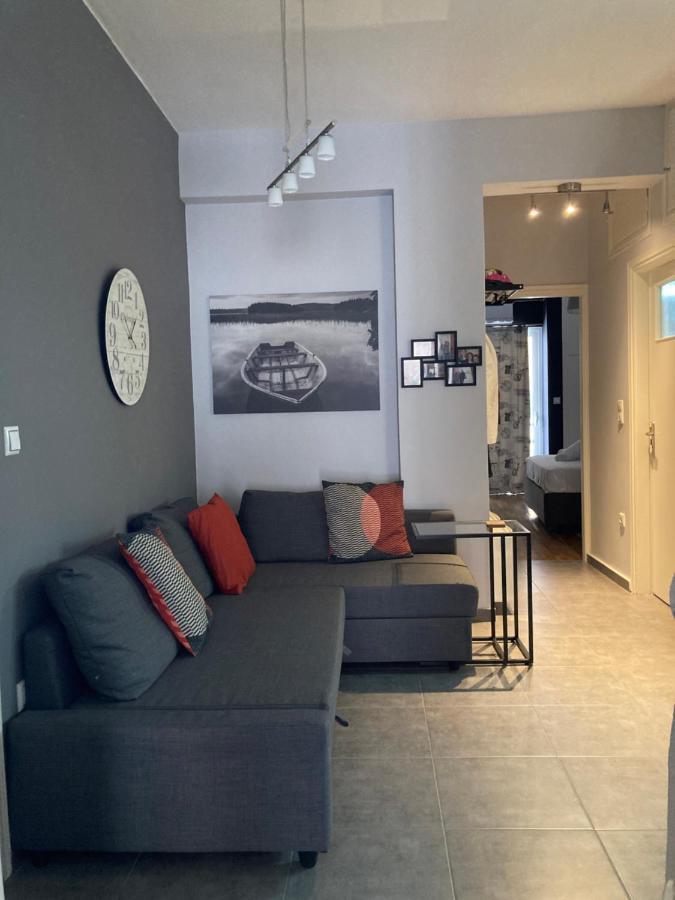 Central Kalamata Cozy Apartment ภายนอก รูปภาพ