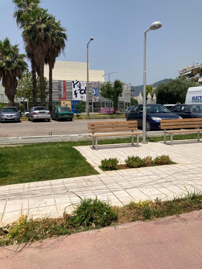 Central Kalamata Cozy Apartment ภายนอก รูปภาพ