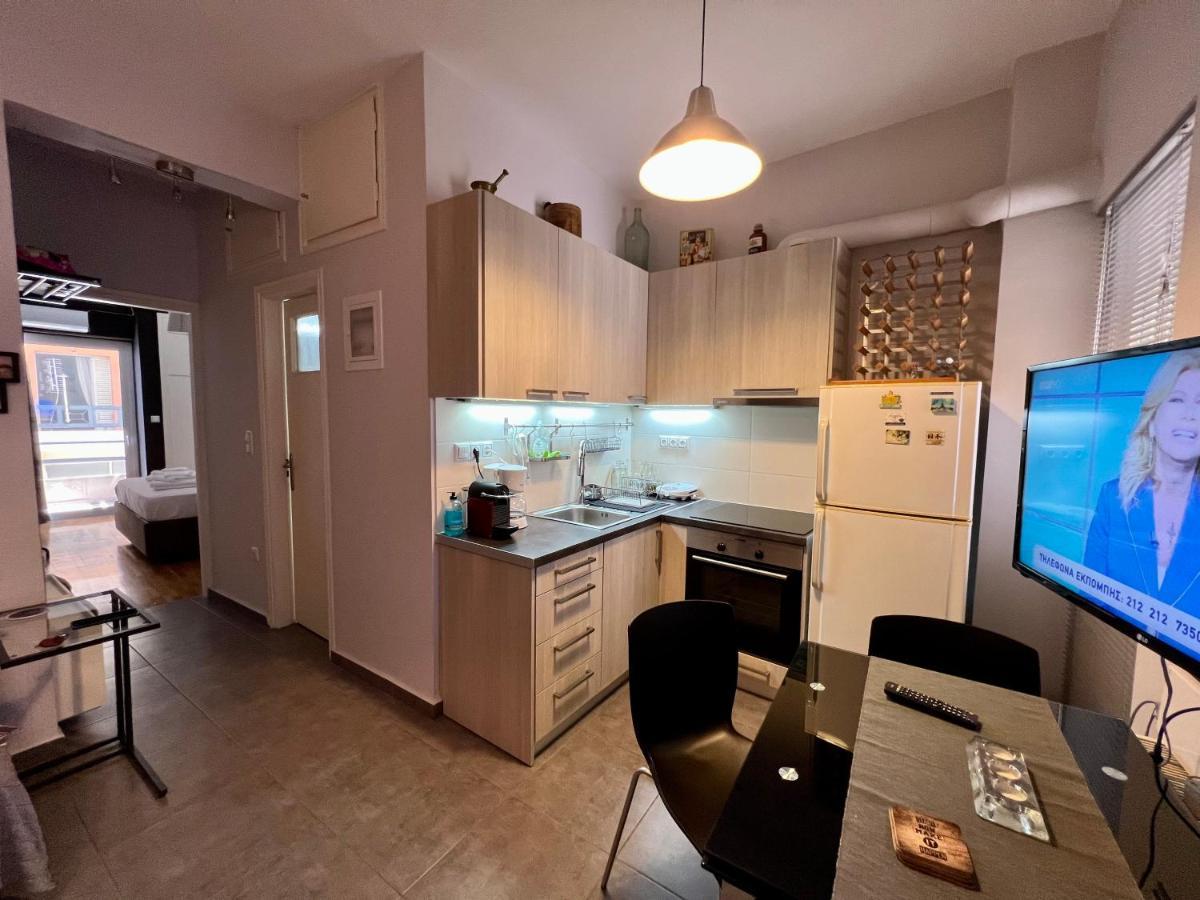 Central Kalamata Cozy Apartment ภายนอก รูปภาพ