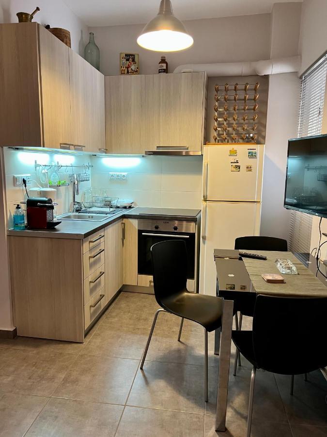 Central Kalamata Cozy Apartment ภายนอก รูปภาพ