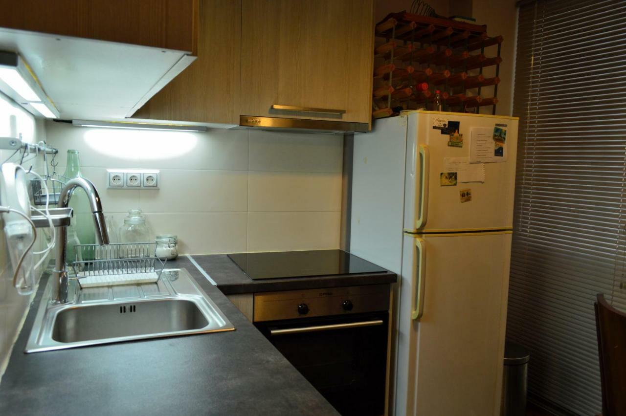 Central Kalamata Cozy Apartment ภายนอก รูปภาพ