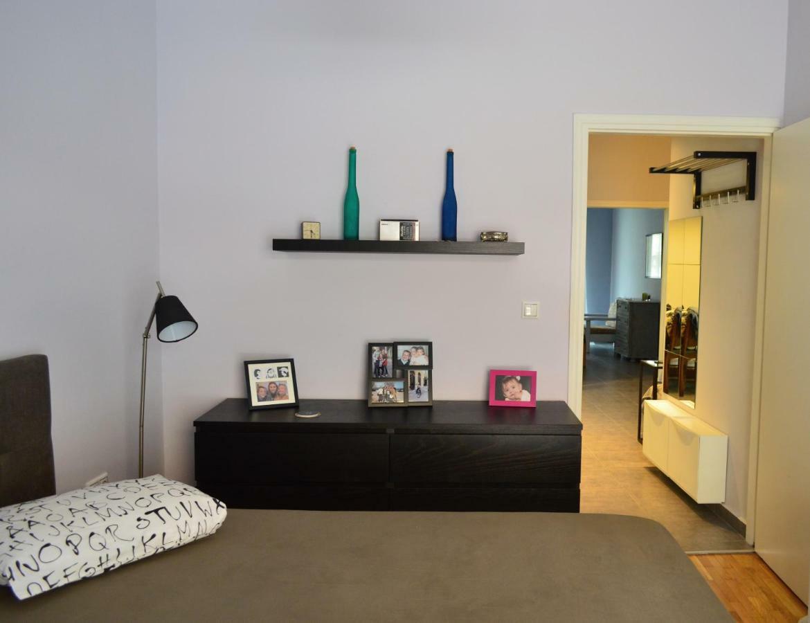 Central Kalamata Cozy Apartment ภายนอก รูปภาพ